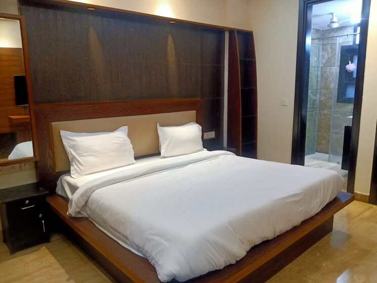 Bedroom, greater kailash i 2 Bedroom 208 Sq.Yd. Builder Floor In Greater Kailash I Delhi 8182577