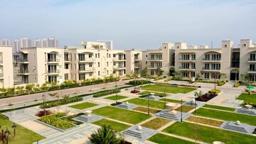 4 BHK Builder Floor – Exterior View View at BPTP Amstoria, Sector 102 - for Sale
