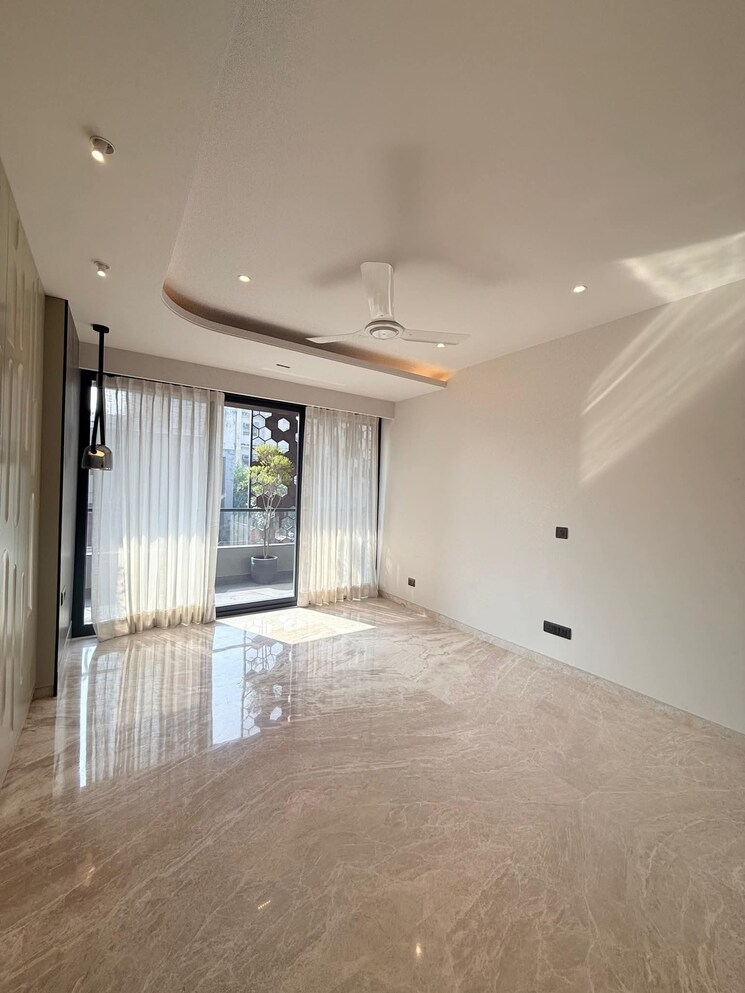 Room, bptp-amstoria-country-floor 3 Bedroom 2250 Sq.Ft. Builder Floor In Sector 102 Gurgaon 8182807