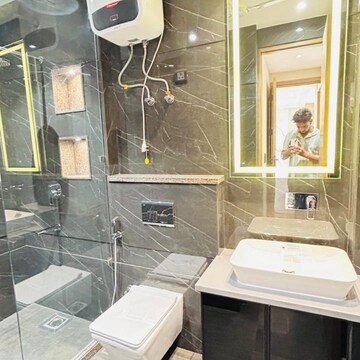 Team Area in 4 BHK Builder Floor at Ansal API Esencia, Sector 67 – for Sale