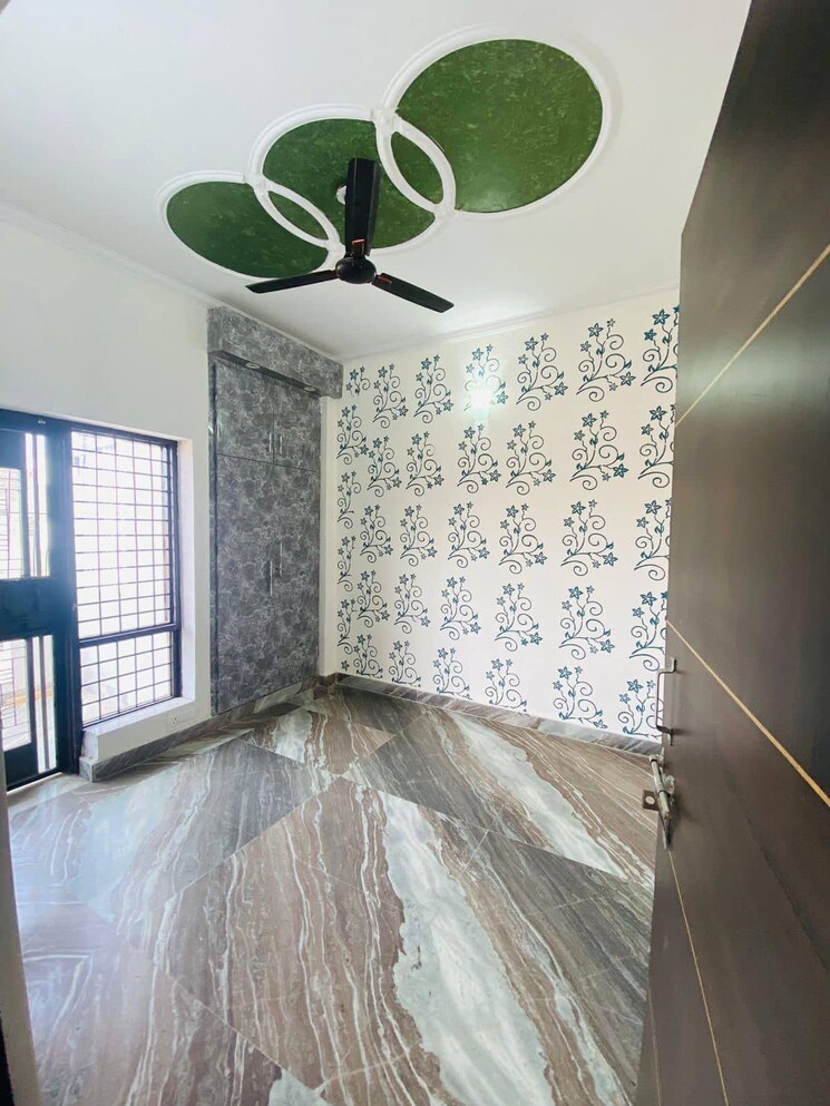 Bedroom, sector 84 3 Bedroom 1800 Sq.Ft. Builder Floor In Sector 84 Faridabad 8182847