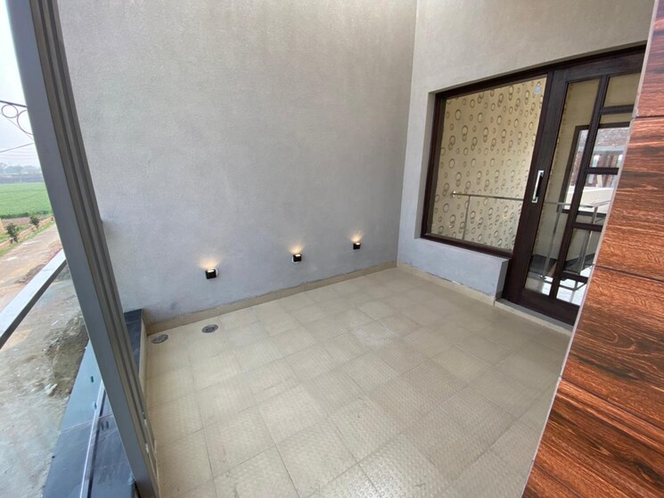 Balcony, tharike 3 Bedroom 100 Sq.Yd. Independent House In Tharike Ludhiana 8182867