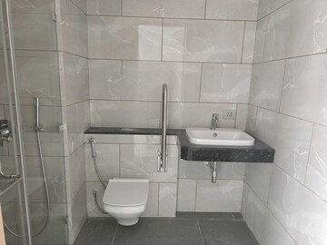 Bathroom in 5 BHK Apartment at Rustomjee Crown, Prabhadevi – for Rent