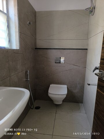 Bathroom in 2 BHK Apartment at Ameenpur – for Rent