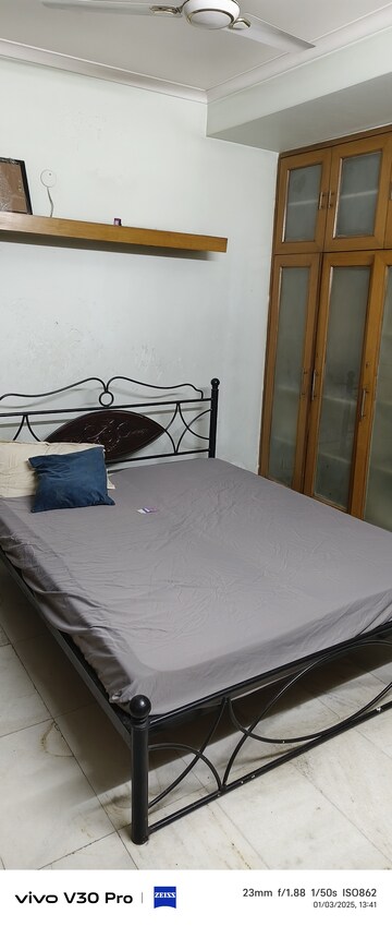 Bedroom in 3 BHK Apartment at Vasundhara Enclave – for Rent