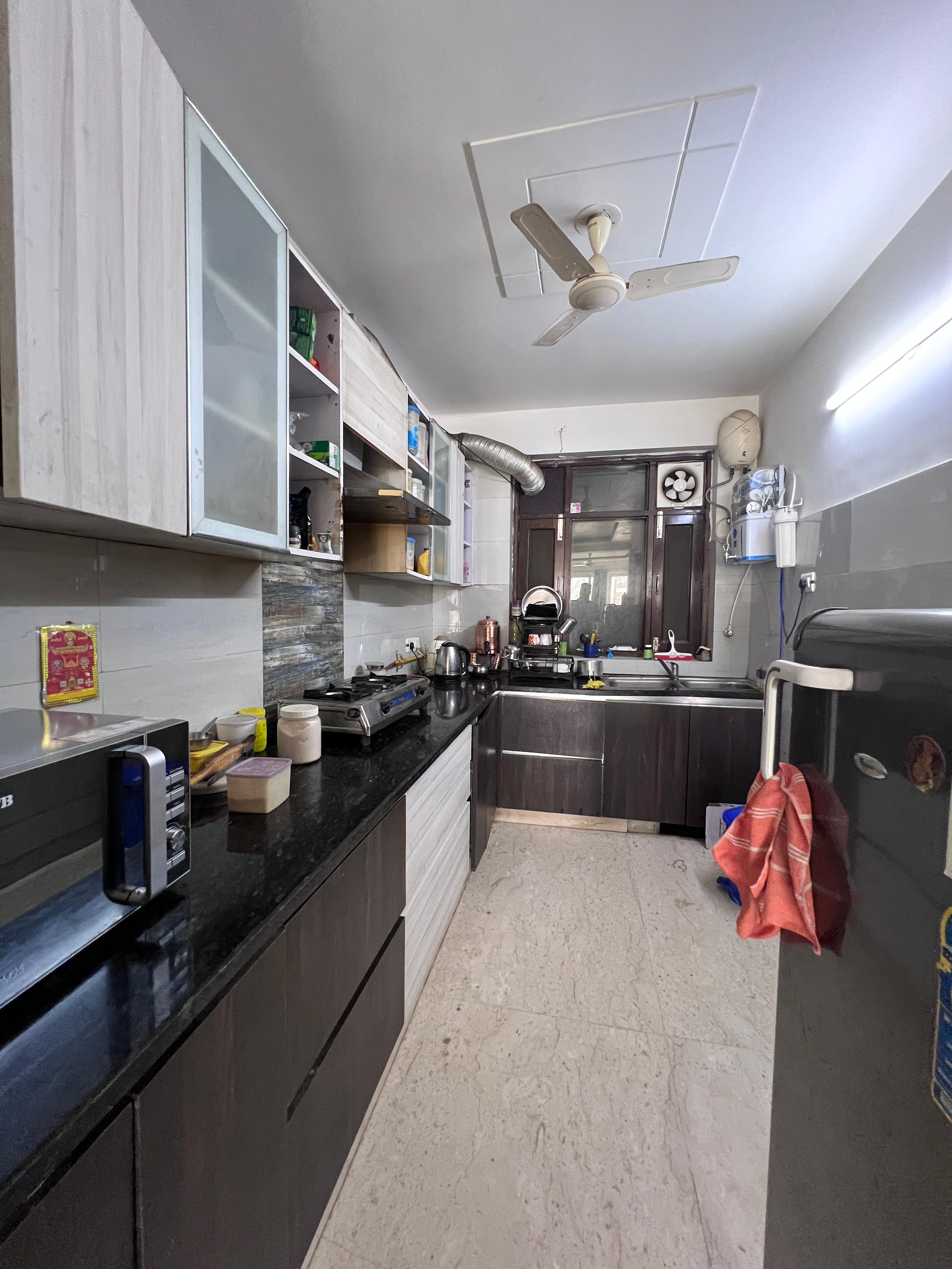 3.5 BHK + Pooja Room,Servant Room,Study Room,Extra Room Apartment For Sale in Ultra Luxury Apartment 