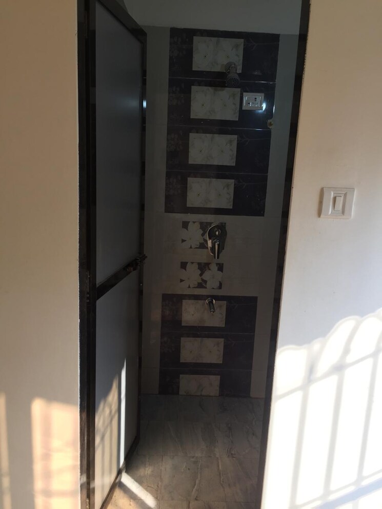 Bathroom, karanjade 1 Bedroom 550 Sq.Ft. Apartment In Karanjade Navi Mumbai 8182966
