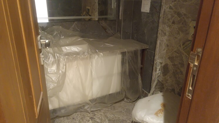 Bathroom, new rajinder nagar 3 Bedroom 1820 Sq.Ft. Builder Floor In New Rajinder Nagar Delhi 8183157