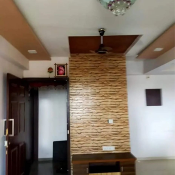 Room in 2 BHK Apartment at Shakti 140, Sg Highway – for Rent