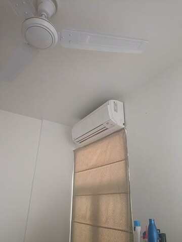 Furnished Amenities in 2 BHK Apartment at Shree Vardhman Mantra, Sector 67 – for Rent