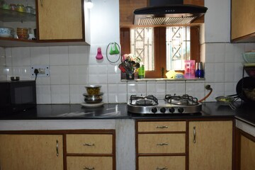 Kitchen in 3 BHK Builder Floor at Ardee City, Sector 52 – for Rent