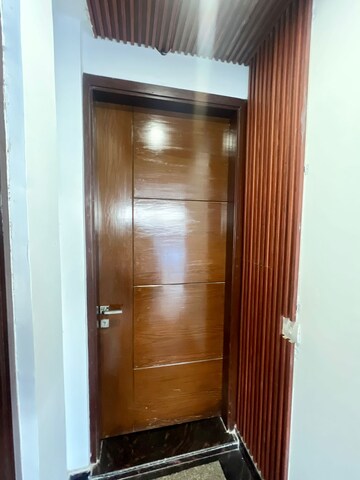 Furnished Amenities in 3 BHK Builder Floor at Sector 43 – for Rent