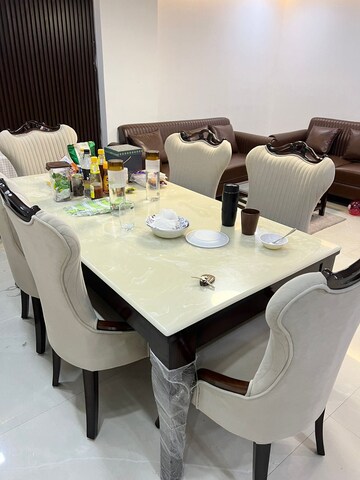 Team Area in 3 BHK Builder Floor at Sector 43 – for Rent