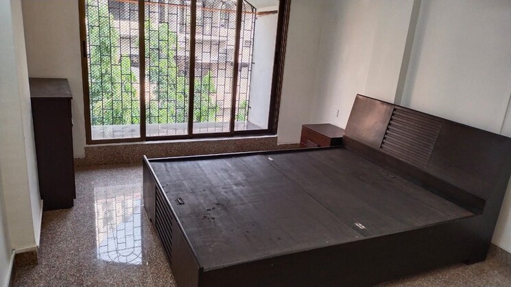 Room, khar west 2 Bedroom 750 Sq.Ft. Apartment In Khar West Mumbai 8183253