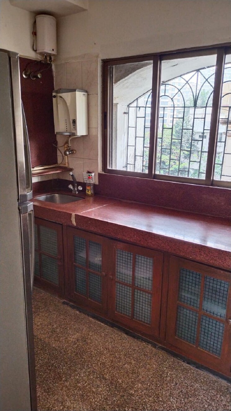 Room, khar west 2 Bedroom 750 Sq.Ft. Apartment In Khar West Mumbai 8183253