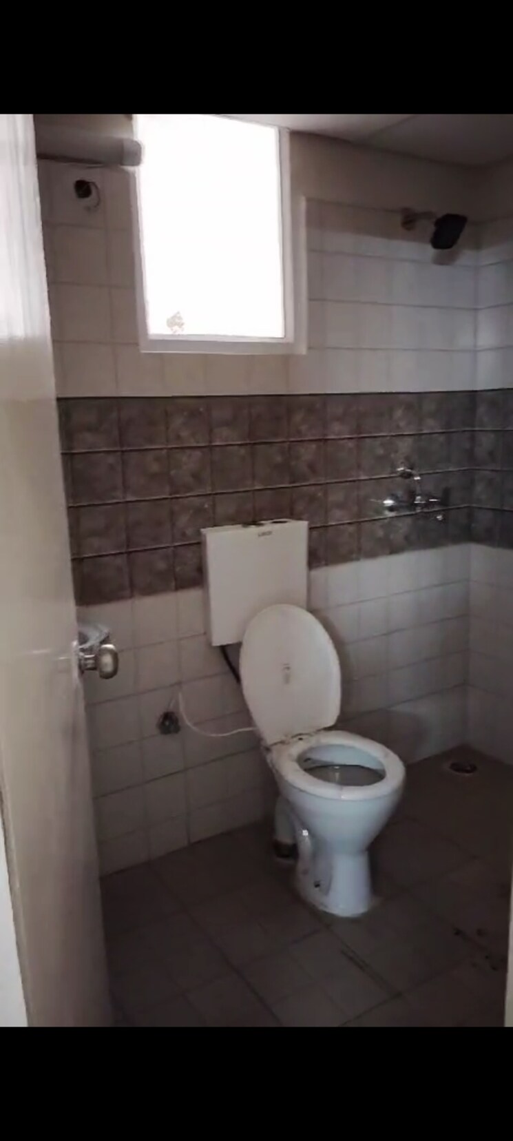 Bathroom, mrg-the-balcony 2 Bedroom 745 Sq.Ft. Apartment In Sector 93 Gurgaon 8183320