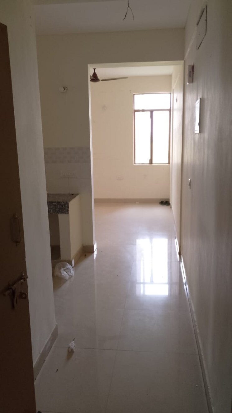 Room, pareena-laxmi-apartments 2 Bedroom 453 Sq.Ft. Apartment In Sector 103 Gurgaon 8183375