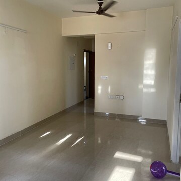Room in 2 BHK Apartment at Shree Vardhman Mantra, Ramgarh Dhani – for Rent