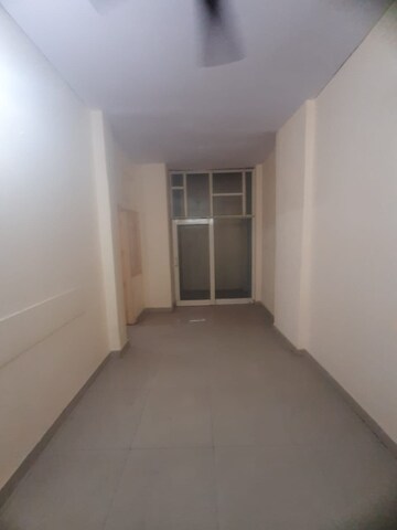 Room in 2.5 BHK Builder Floor at Rohini Sector 8 – for Rent