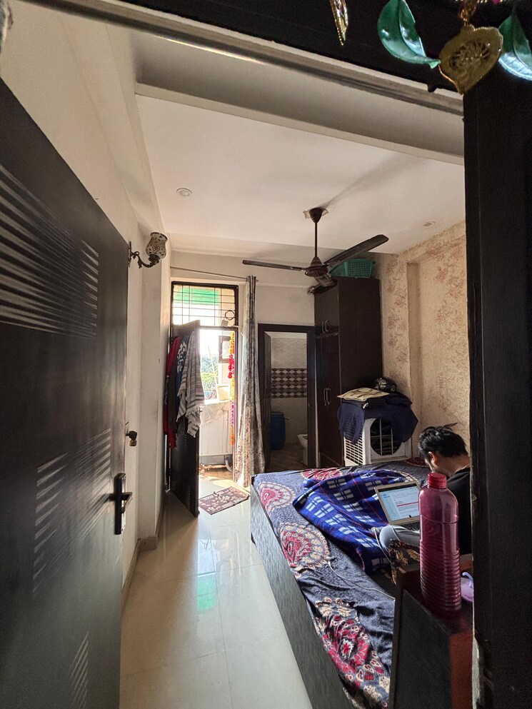  Parking, niti khand 2 Bedroom 900 Sq.Ft. Builder Floor In Niti Khand Ghaziabad 8183524