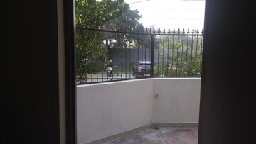 Balcony in 1 BHK Builder Floor at Palam Vihar – for Rent