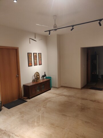 Room in 4 BHK Villa at Goyal and Co Alanoville, Hennur – for Sale