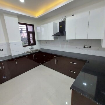 Kitchen in 3 BHK Builder Floor at Ansal API Esencia, Sector 67 – for Rent