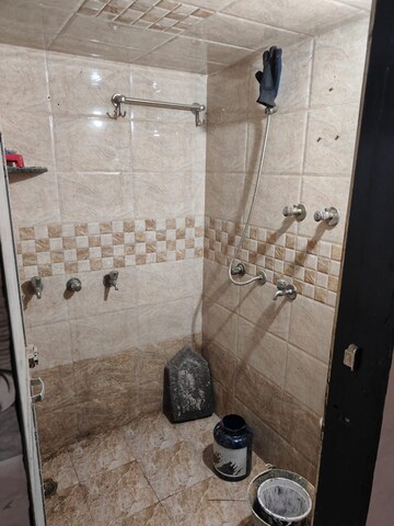 Bathroom in 1 BHK Apartment at Dombivli West – for Rent
