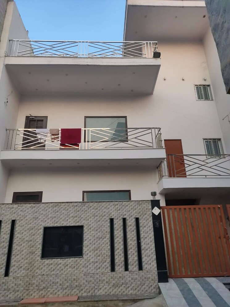 Exterior View, raj nagar extension 6+ Bedroom 120 Sq.Yd. Independent House In Raj Nagar Extension Ghaziabad 8183781