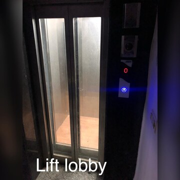 Building Lobby in 3 BHK Builder Floor at Ansal API Esencia, Sector 67 – for Rent