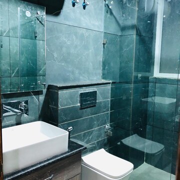 Team Area in 3 BHK Builder Floor at Ansal API Esencia, Sector 67 – for Rent