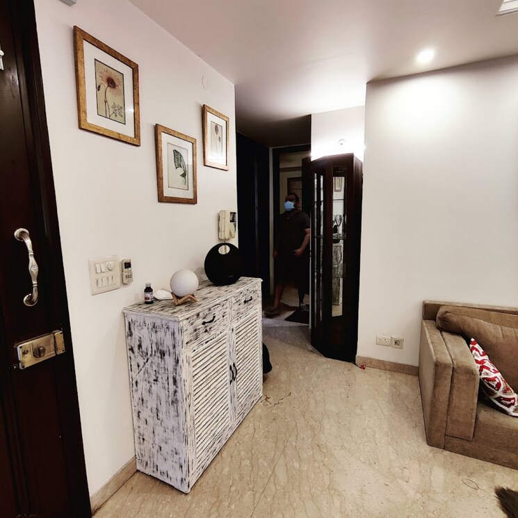 Living Room, east of kailash 3 Bedroom 208 Sq.Yd. Builder Floor In East Of Kailash Delhi 8183821