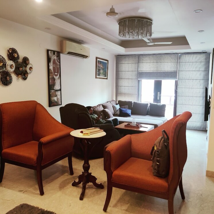 Living Room, east of kailash 3 Bedroom 208 Sq.Yd. Builder Floor In East Of Kailash Delhi 8183821