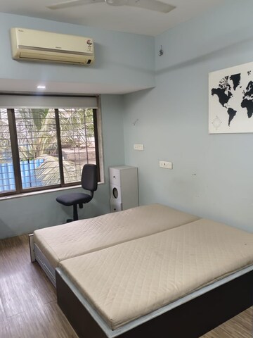Bedroom in 2 BHK Apartment at Goyal Green Woods, Andheri East – for Rent