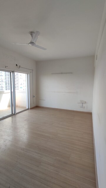 Room in 3 BHK Apartment at Moti Nagar – for Rent