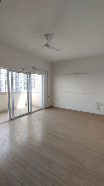 Room in 3 BHK Apartment at Moti Nagar – for Rent