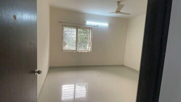 Room in 3 BHK Apartment at Ramky Towers, Gachibowli – for Rent