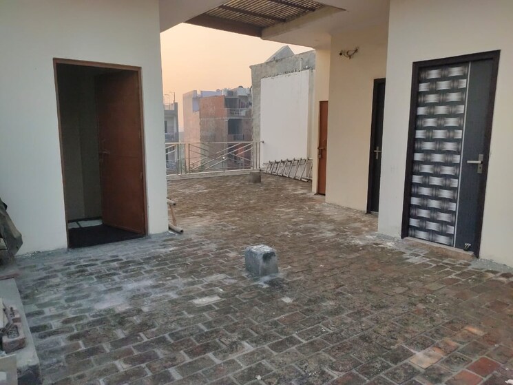 Room, raj nagar extension 6+ Bedroom 120 Sq.Yd. Independent House In Raj Nagar Extension Ghaziabad 8183831