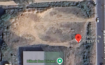 Plot For Sale in Tragad