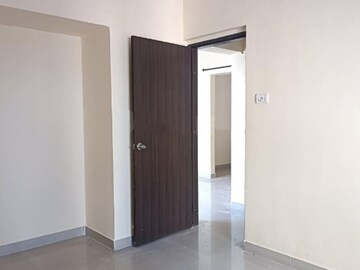 Room in 1 BHK Apartment at Runwal Garden City, Balkum Pada – for Sale