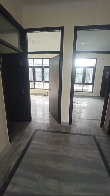 Room in 2.5 BHK Independent House at Migsun Delta Street, Delta Ii Greater Noida – for Rent