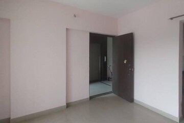  1.5 BHK Apartment at Runwal Garden City, Balkum Pada – for Rent