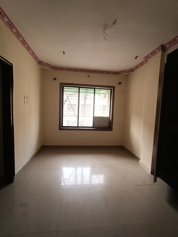 Master Bedroom in 2 BHK Apartment at Dombivli West – for Rent