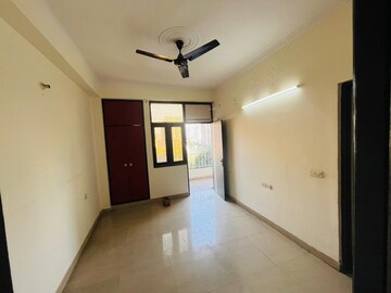 2 BHK Apartment For Rent in Nirala Eden Park 1 Ahinsa Khand ii Ghaziabad  8184042