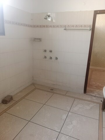 Bathroom in 2 BHK Builder Floor at Sector 6 – for Rent
