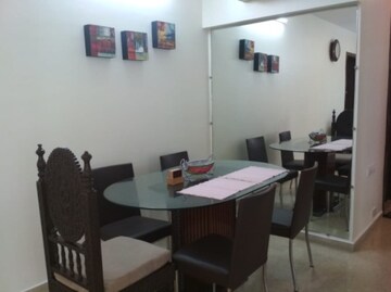 Master Bedroom in 2 BHK Apartment at Ashish Swapnalok Towers, Goregaon East – for Rent