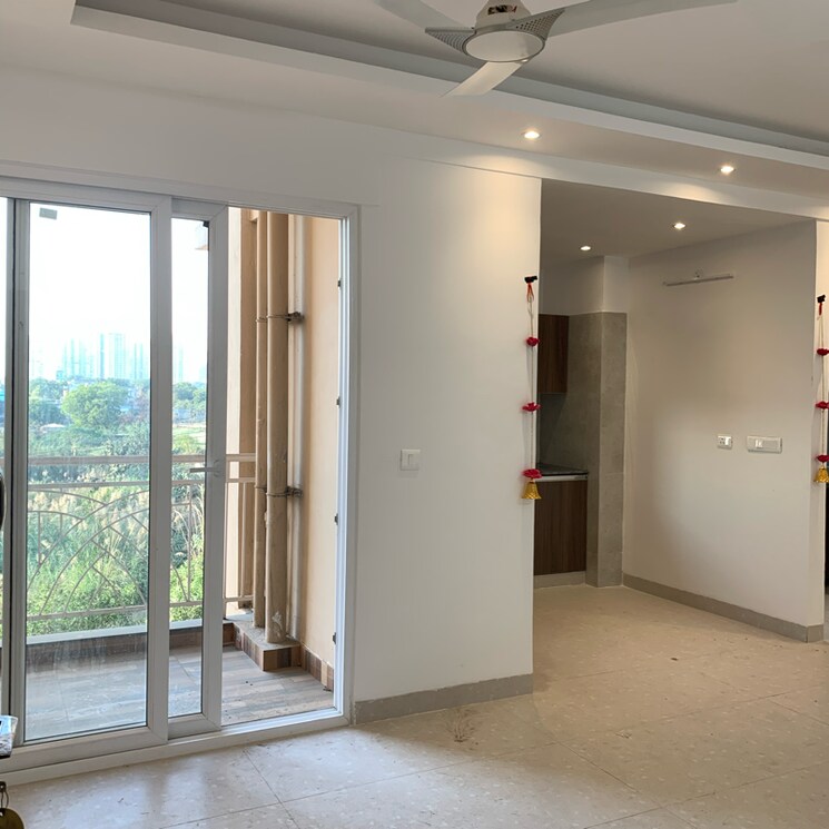 Living Room, shubh-homes-urban-royale 2 Bedroom 900 Sq.Ft. Apartment In Shahpur Bamheta Ghaziabad 8184156