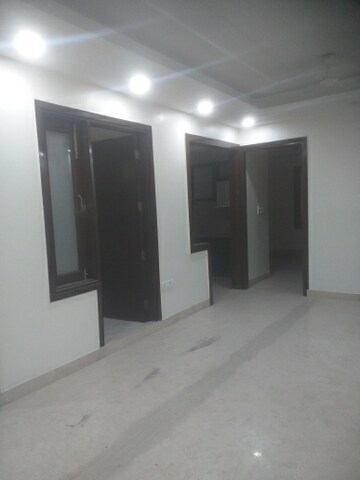Living Room in 3 BHK Builder Floor at East Patel Nagar – for Rent