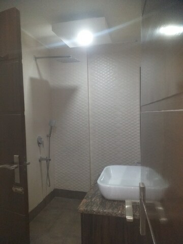 Attached Bathroom in 3 BHK Builder Floor at East Patel Nagar – for Rent