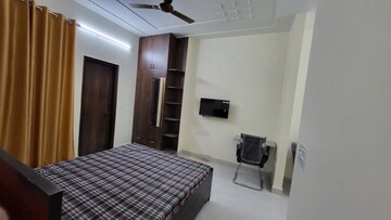 Bedroom in Studio Builder Floor at Sector 46 – for Rent
